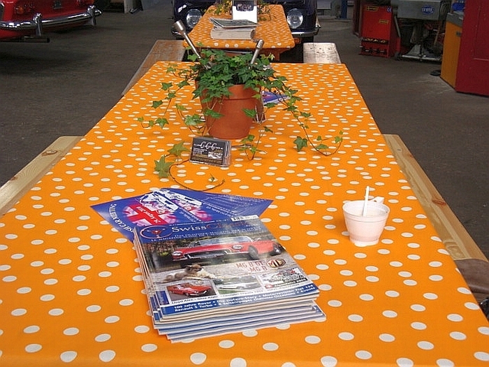 2010-05 Jensen Car Club zu Besuch 044.jpg